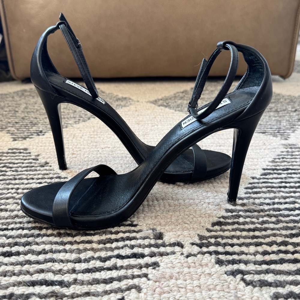Black Steve Madden Heels - worn once!